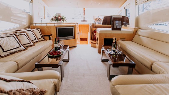 Vassia Majesty 56ft | AED1040/Hour